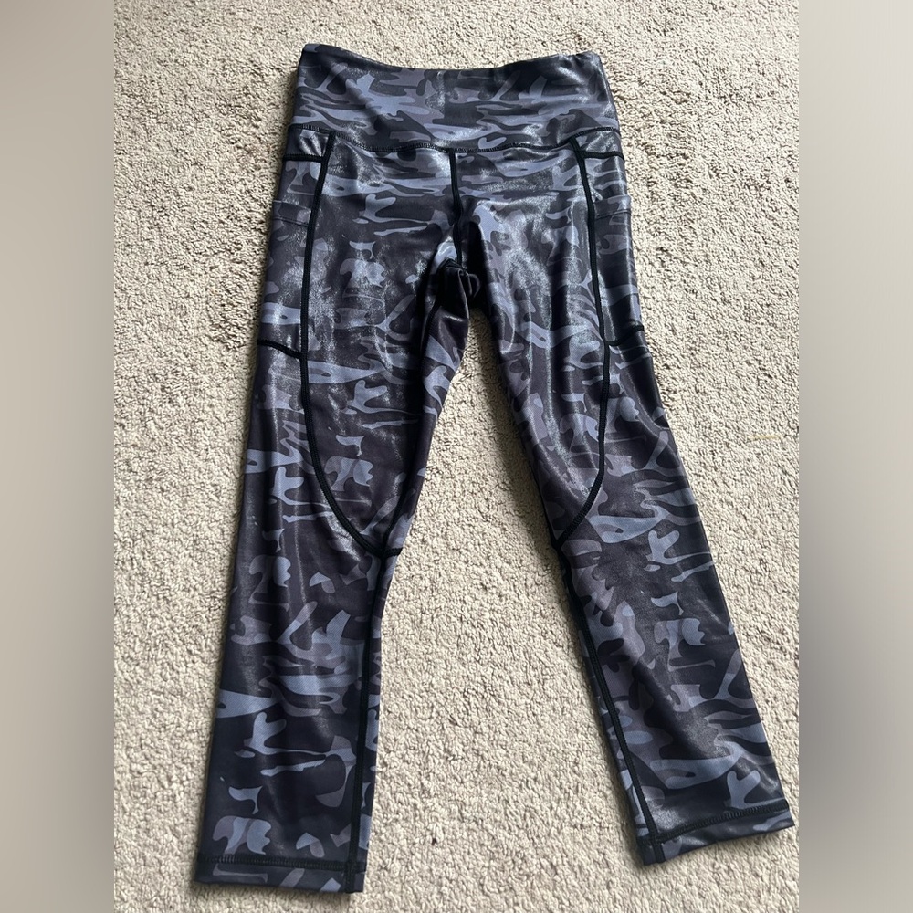 zyia leggings  size 4